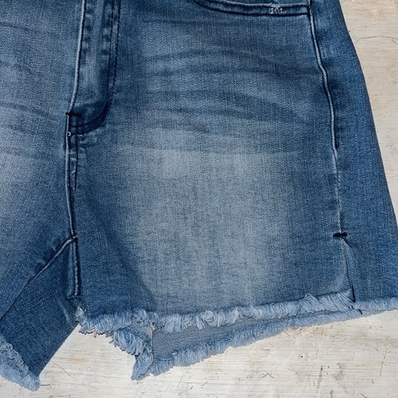 Kancan Jean Shorts stretch high rise distressed frayed style KC11213L | sz 7/27 - Picture 3 of 7